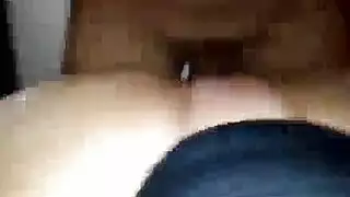 فتاة جزائرية مرغوبة تُنك تمامًا في فيديو صريح