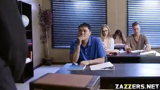 نيك طلبه ومعلم كفشها بتسرق