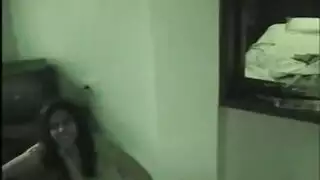 ينيك صاحبته في الفصل