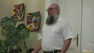 بيصوره من غير ماتعرف