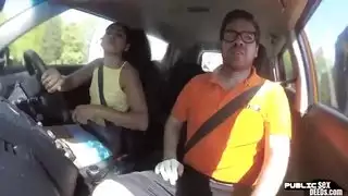 ناضجة المعلم من خلال الاطلاع على