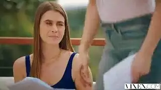 اغتصلب جماعي عنيف