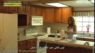 الم تطلب من ابنها يصورها