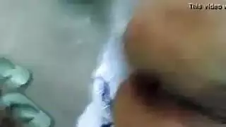إيبوني وأيفوري: إيلاج قوي مع قذف أبيض كثيف