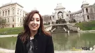 سونيا لا تستطيع المقاومة: جلسة بورن قوية تنتهي بقذف فموي