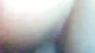 شق منتفخ يُدك بلحم ضخم