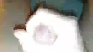 ولد ابيض ورجل اسمر