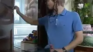 سكس نيك الام غي الفندق