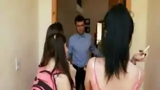 نيك جماعي مع التبول من الكس