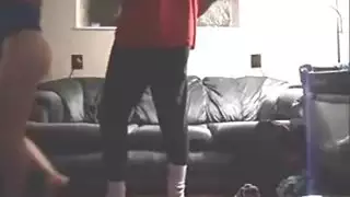 قبلة إكس إكس إكس كريمية: فتاة شقراء بمؤخرة فقاعية تحصل على قذف شرجي