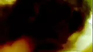 مصرية تبصق في عشيقها