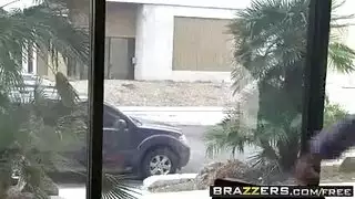 جنس شرجي قاسي مع العاهرة الشقراء ياسمين كارو