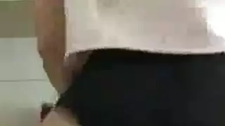 الوجه فوضوي بي بي سي بهلواني في السيرك
