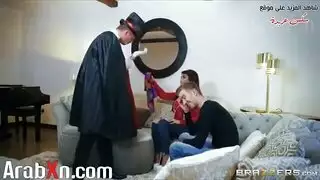 يلحس القدمين وينككه والاصابع مترجم كامل