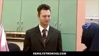 صراخ عذراء من آلام الاغتصاب