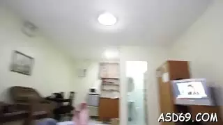 سحاق من مديره المكتبه