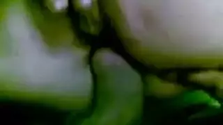 العاهرة المشهورة إلهام شاهين تتوسل لممارسة جنس شرجي عنيف في xxx