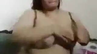 بتتكلم واهات ونشوه