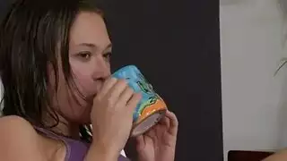 بقله انت لا تكفني نيكانك اريدك بعنف اريد صحبك كلام كثير وهيا سغيره مترجم