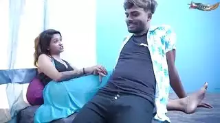 الخطوة الهندية أخت الجنس الخام مع خطوة أخي عندما كانوا وحدهم في المنزل الفيلم الكامل