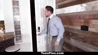 شاب ينك الخادم من كسها الديق