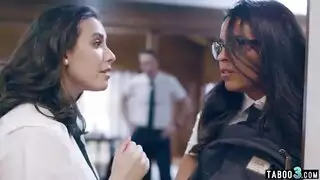 دسار في سن المراهقة الدهون عذراء