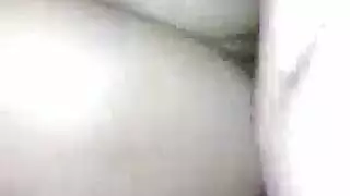 دائماً مستعدة لمص القضيب والركوب بقوة أثينا آشلي