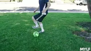 مارس الجنس لاعب كرة القدم