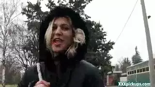 ينيكه وهيا تشوخ