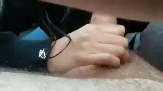 جلسة مص بالقضيب الضخم حتى الاختناق