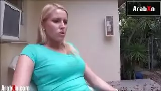 الأخ يقذف في كي اخته بالخطأ
