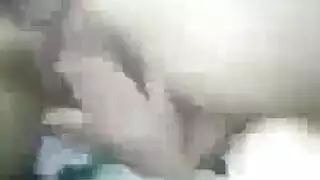 عاهرة مصرية تئن وتتحمل جنس شرجي عنيف