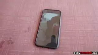هي تعلمك كيف تقدم أفضل مص للقضيب