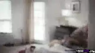 لا تترك زوجتك مع صديقك