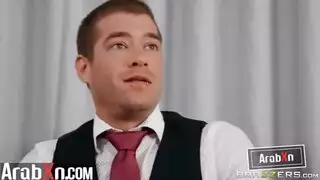 الطيز الكبير دايما في الخدمه