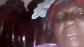سودانيه تغزف من تنخس