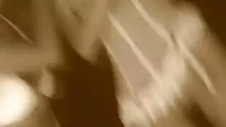 ٢ عاهرة علنية تُدكّ في مواقع متعددة
