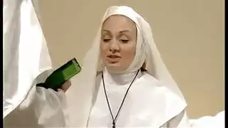 سكس سحاق ساخن الراهبات السحاقيات