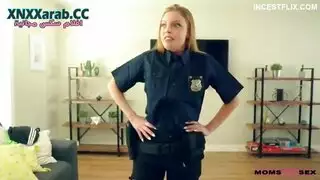 الحرامي يغتصب الشرطية مترجم