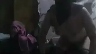 بس عراقيه بيوت مسرب حقيقي مخفي على الأرض ويفوته بطيزها