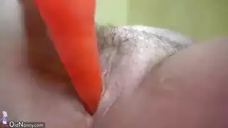 مبتور اليد الناضجة اليابانية الثدي
