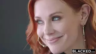 هو مارس الجنس أحمر مثير 30 عاما لأول مرة حسنا