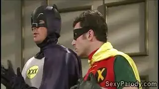 مثليات شقراء ملثمين يلعبون بعمق في الغابة