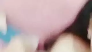 قرنية الآسيوية الحمار ضخ الكرات الصلبة جدا عميق.