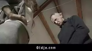 أنا أحب عندما يراقبنا رجلي