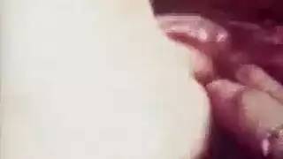 اللعنة مجموعة خمر في المطبخ