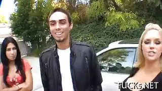 اللحس اللسان الحلق العميق لا يصدق