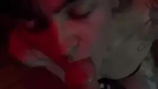 جلسة اللسان المكثفة في سن المراهقة في سن المراهقة