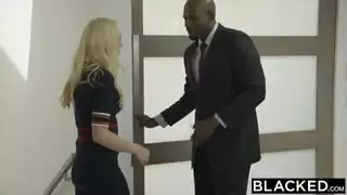 رجل يمارس الجنس مع امرأتين المدني