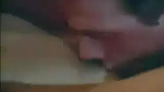 فتاة الرجعية مص الديوك الاداع والحصول على مارس الجنس في الموقع